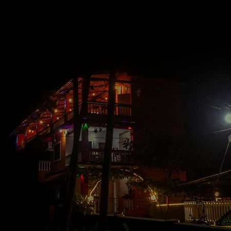Bonds Hostel Candolim Exterior foto
